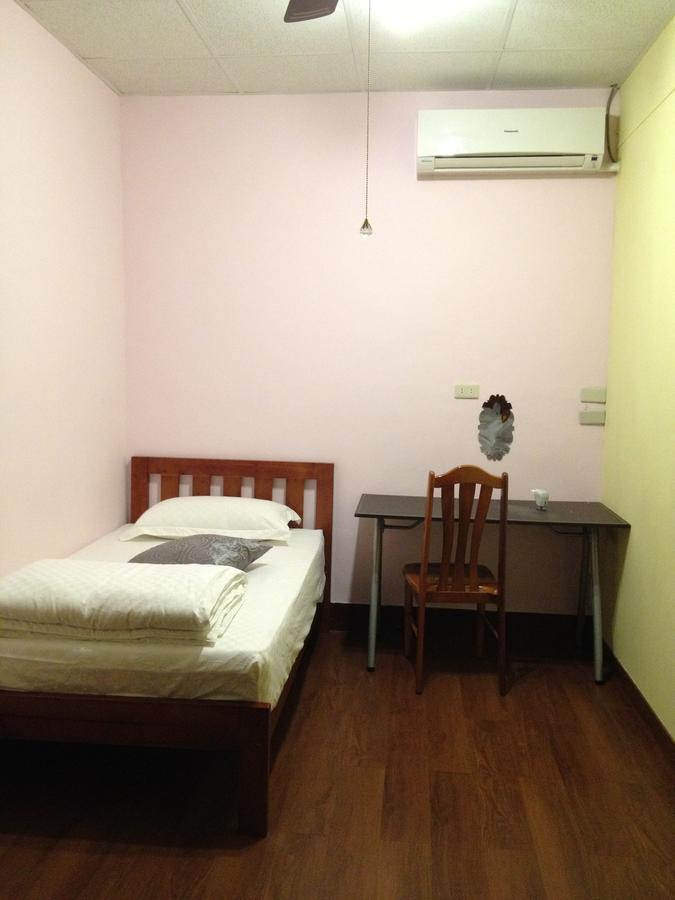 Handy Hostel Хуалянь Экстерьер фото