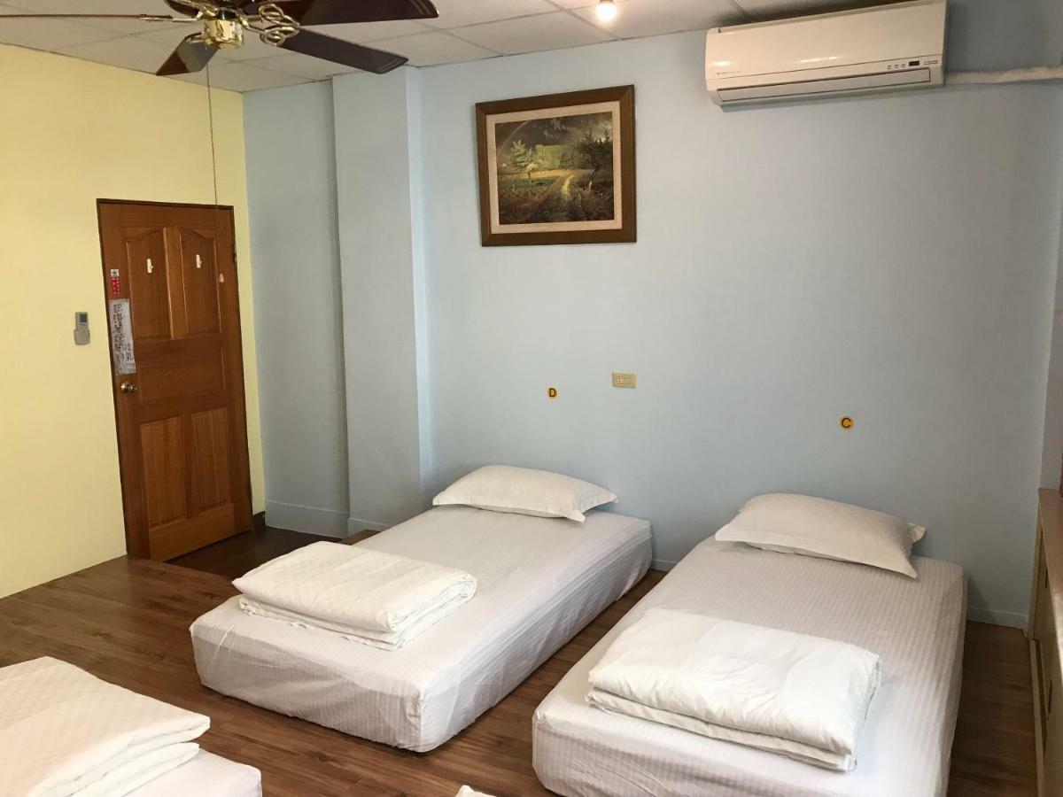 Handy Hostel Хуалянь Экстерьер фото