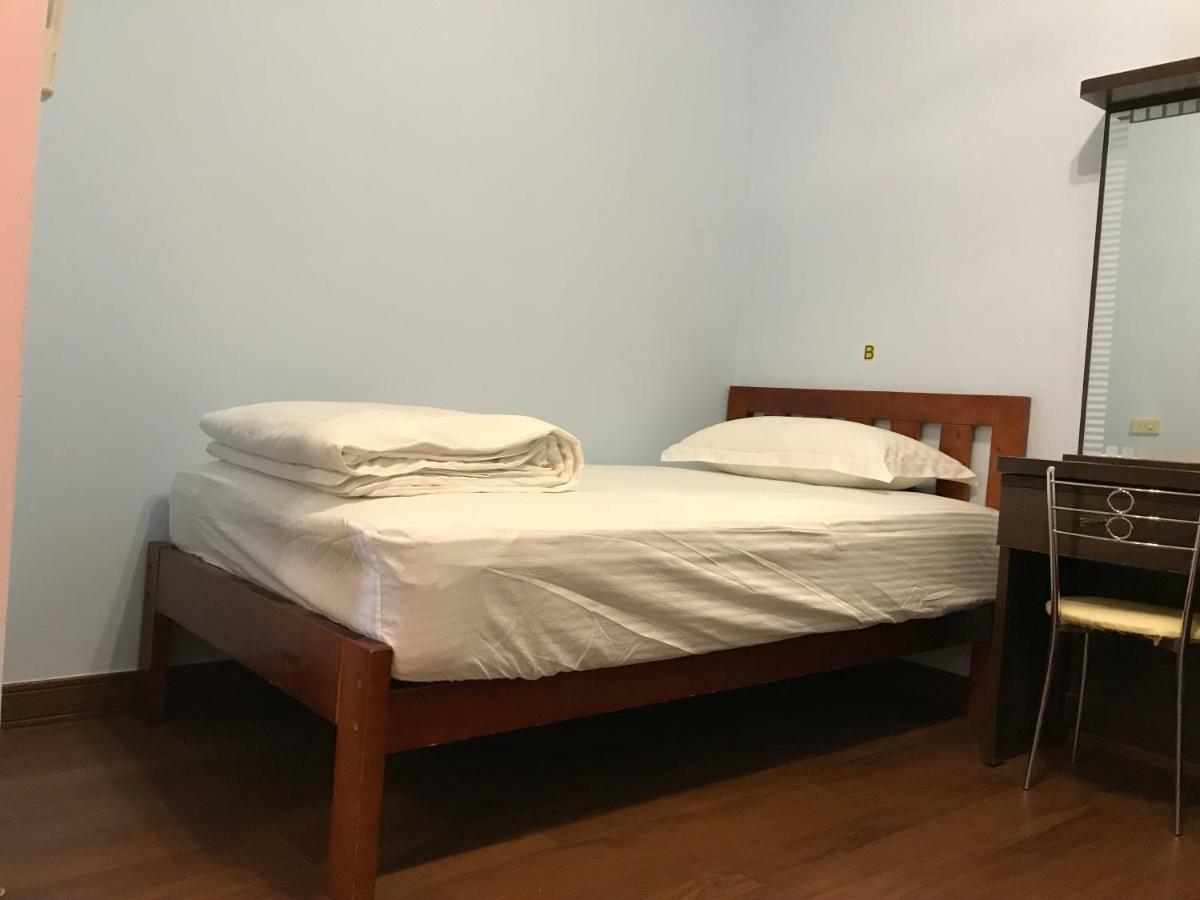 Handy Hostel Хуалянь Экстерьер фото